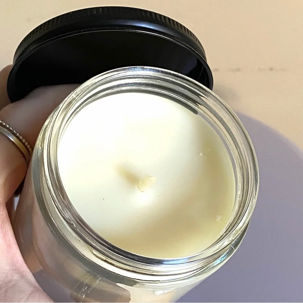 Bath & Body Works Butterfly single wick candle with lid